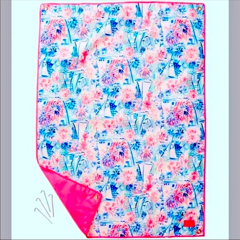 Lilly Pulitzer Beach Mat - Picture 4 of 4
